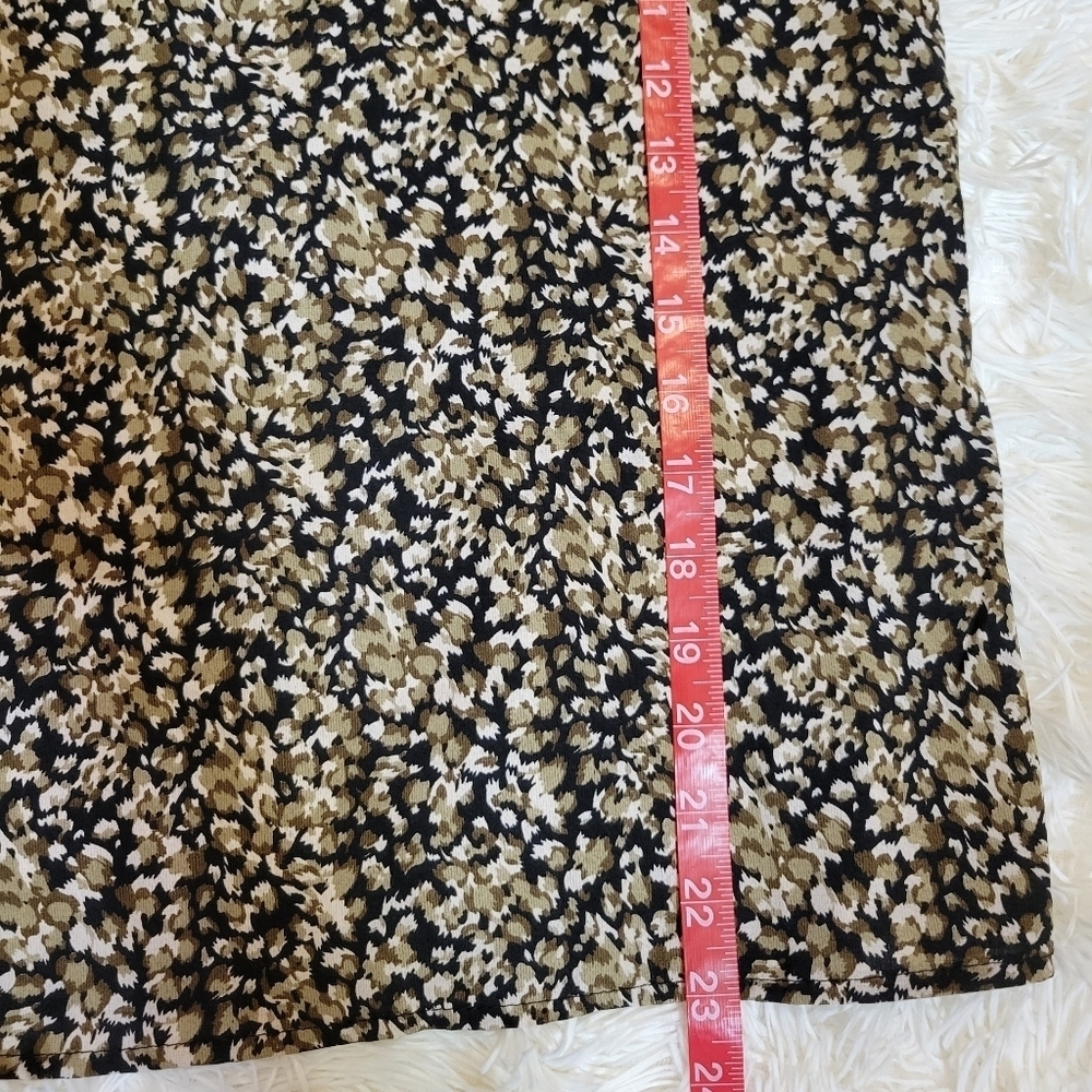 SHEIN LUNE  Women V-neck Long Sleeve Print Blouse Size Small - Picture 5 of 5